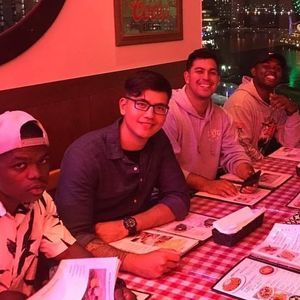 Meet your Posher, Antonio